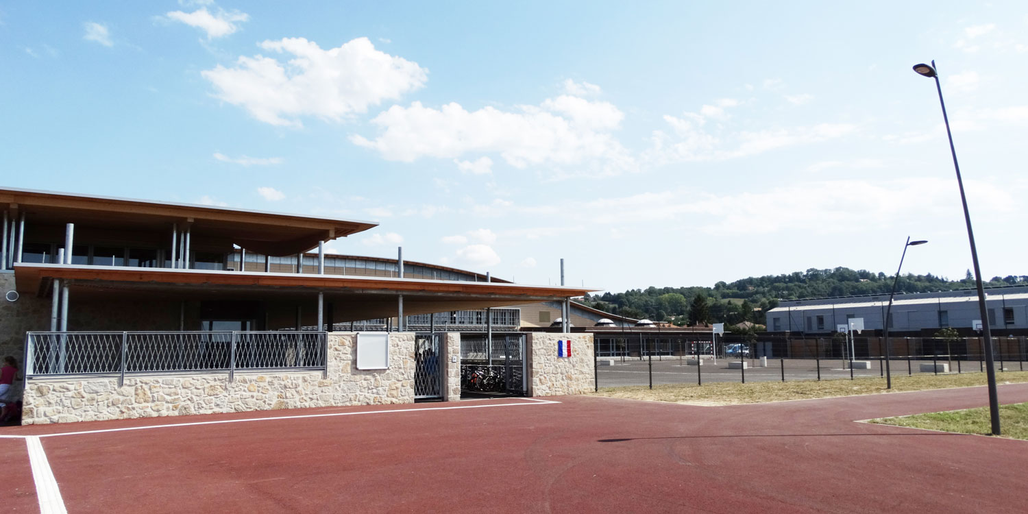 College Charles De Gaulle St Pierre De Chandieu