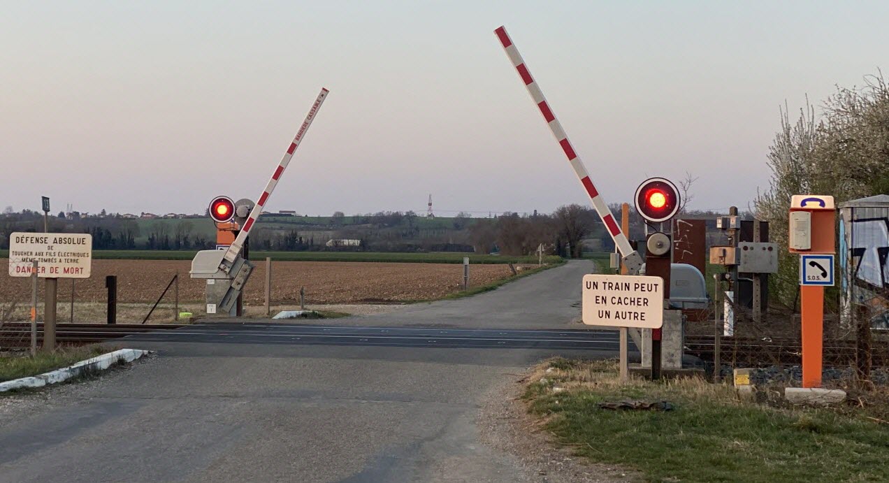 Suppression de passages à niveau à Saint Pierre de Chandieu