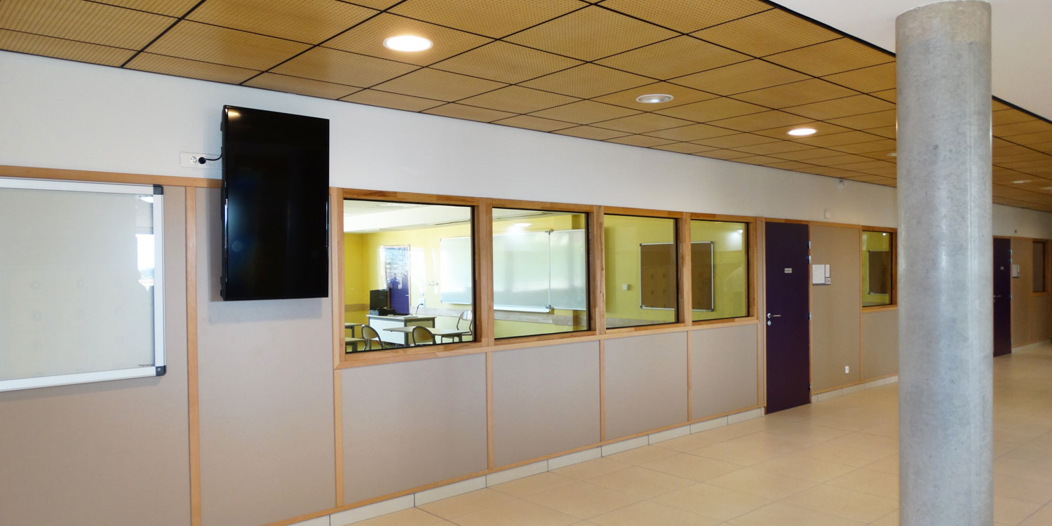 College Charles De Gaulle St Pierre De Chandieu